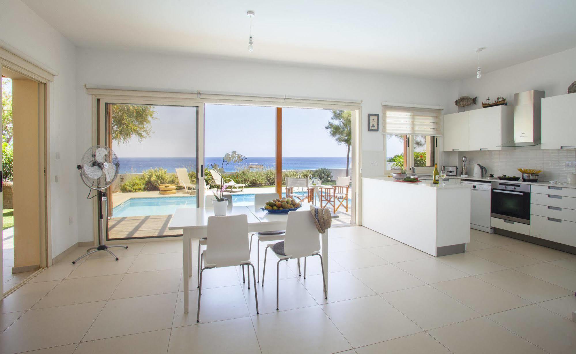 House 7, The Artisan Resort Protaras Bagian luar foto